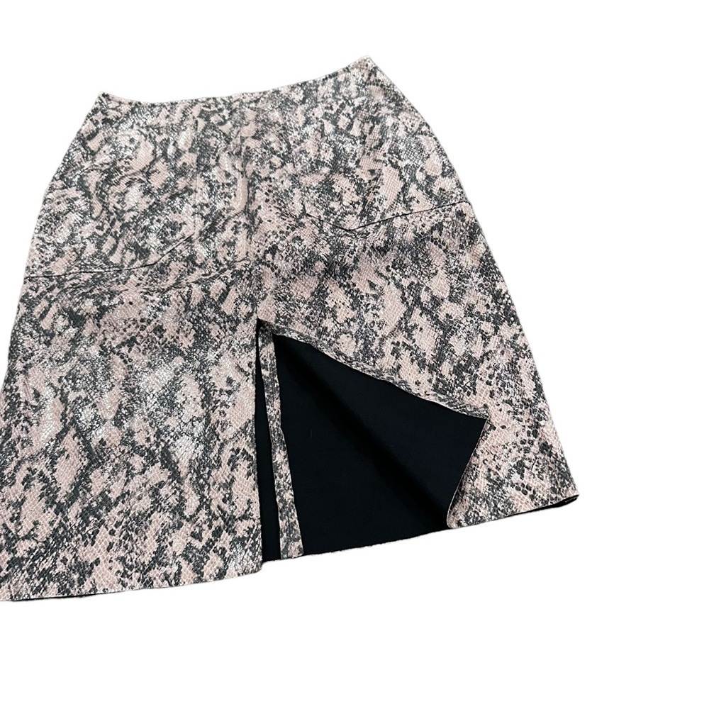 Moon River Pink snakeskin midi skirt - Picture 9 of 10